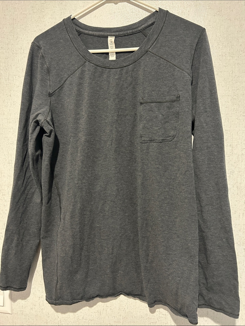 Lululemon charcoal Long Sleeve Pocket Tee